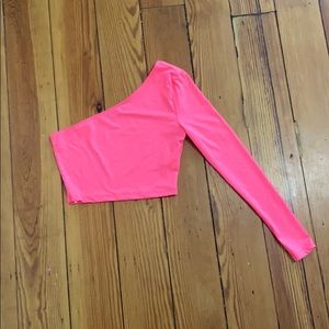 cute one shoulder longsleeve top.